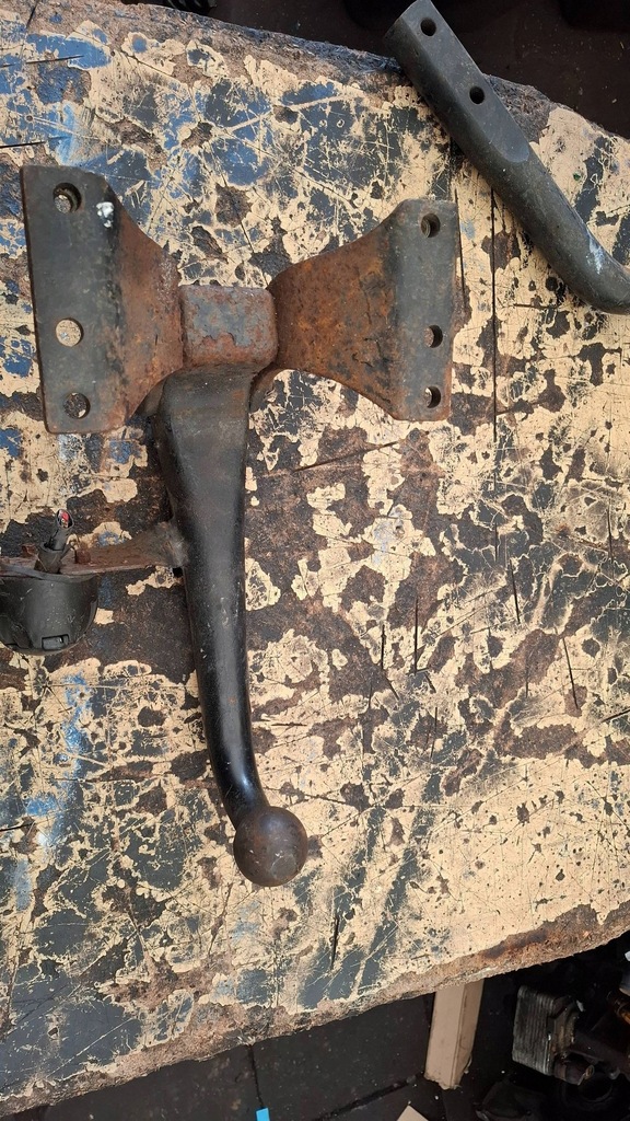 фото №2, Land rover freelander 2 - lr2 2006 hak буксировочный