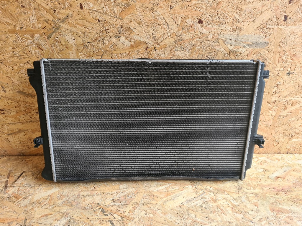 фото №1, Радиатор вентилятор passat b7 2.0 tdi 5q0121251er