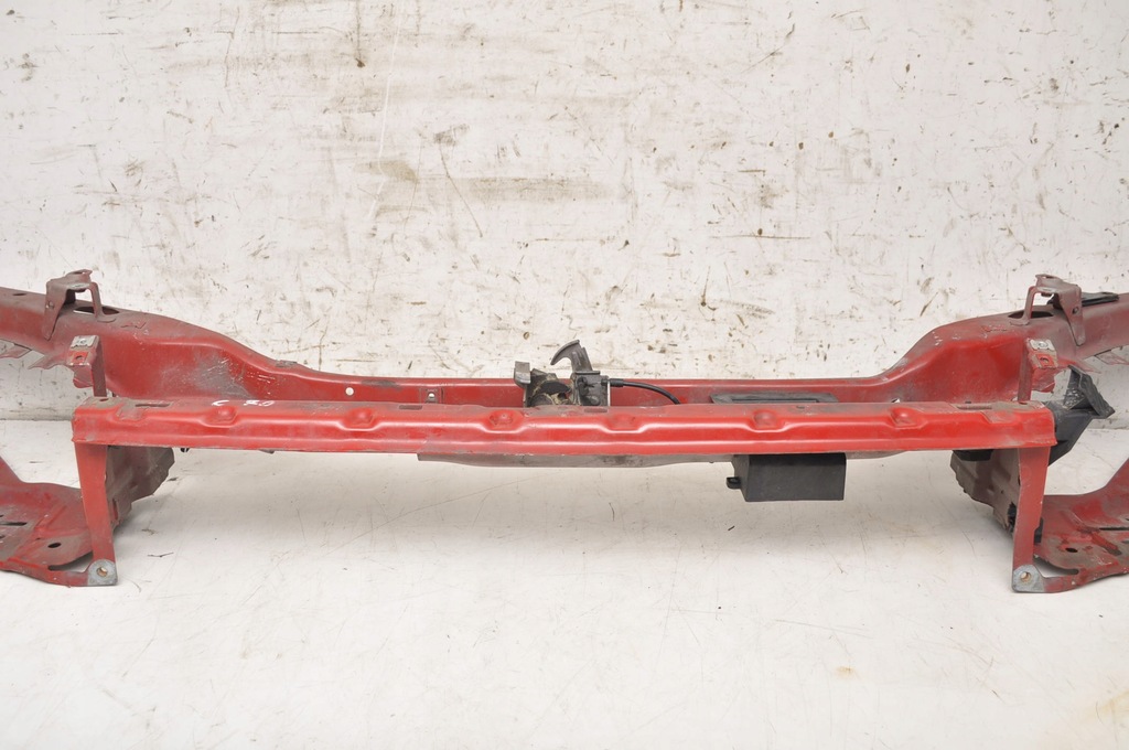 фото №8, Volvo c70 ii pas передний усилитель