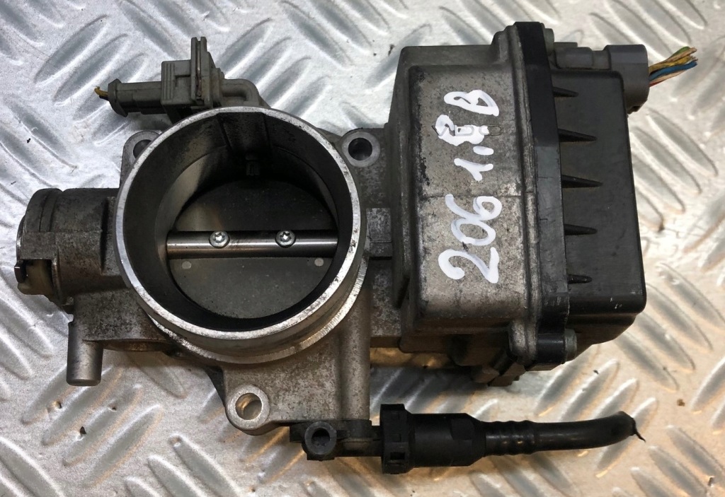 фото №3, Peugeot 206 1.8 дроссельная заслонка