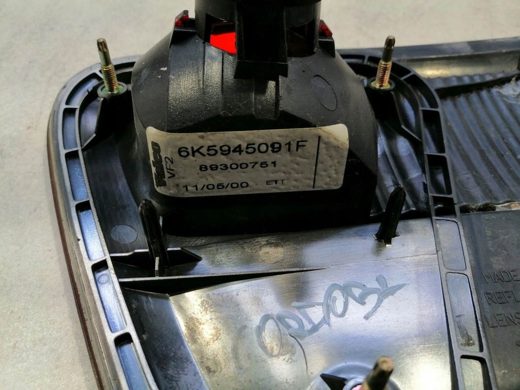 фото №6, Лампа задняя w крышка комплект seat cordoba ii