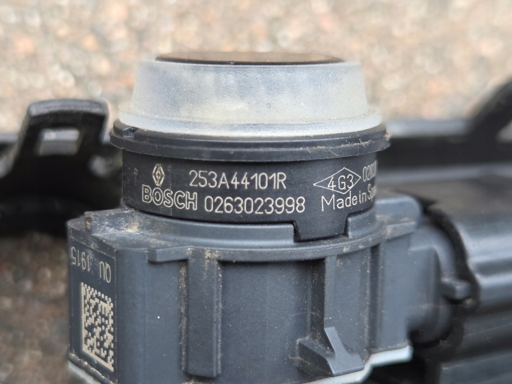 Купить Clio iv рестайлинг  решётка бампера под pdc+czujnik левое  перед 601990085r 16-2020