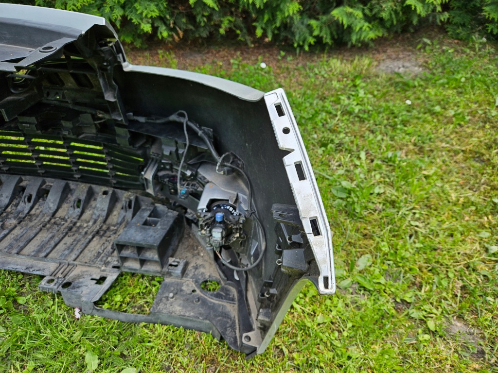 Бампер перед renault scenic iii lift 13- в Украине