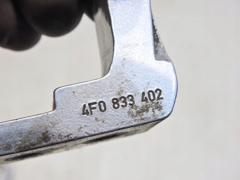 фото №6, Петля петли дверь правый задняя ly7w audi a6 c6 4f0833402