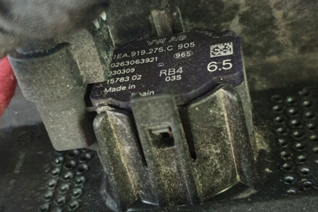 фото №12, Бампер задній vw id.4 e21 11e807984a electric 220kw 2023