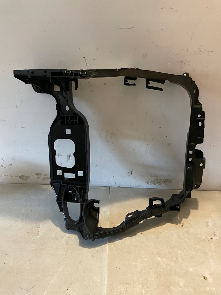 фото №1, Панель фары правый porsche macan 95b805594