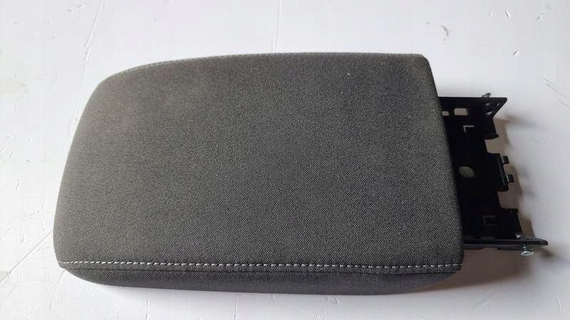 фото №1, Tiguan ii підлокітник матеріал