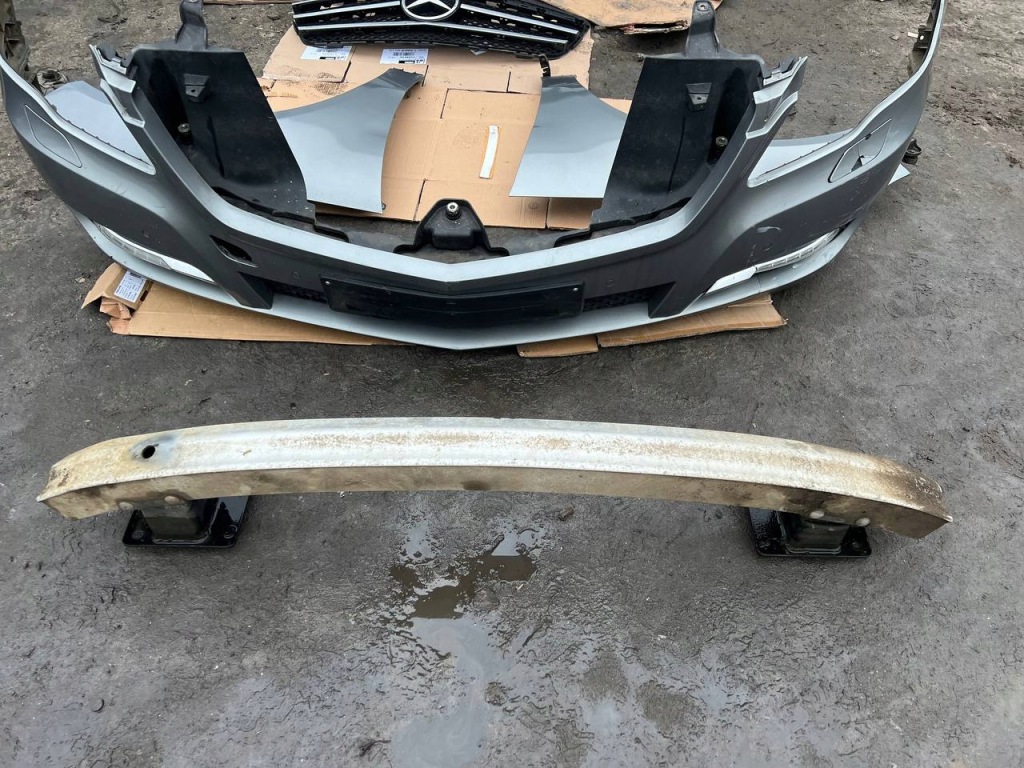 фото №4, Mercedes r w251 lift бампер перед передний kompletny c792