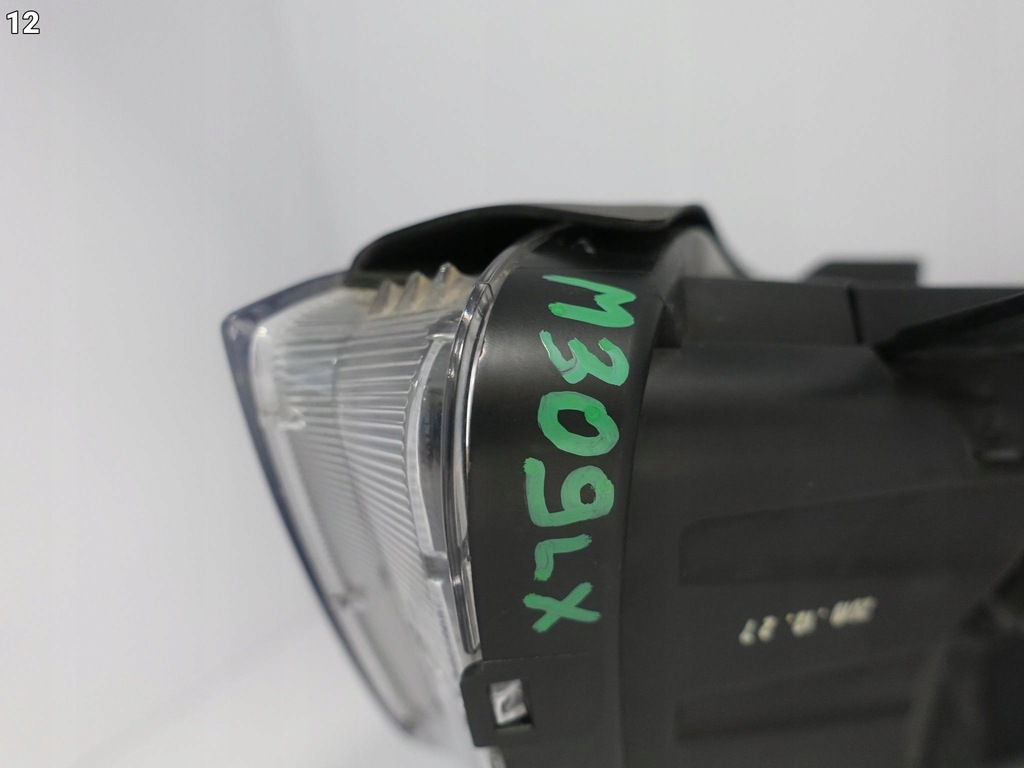 фото №13, Kia stonic 17-20 лампа права звичайна лінза протитуманна фара + led перед europa