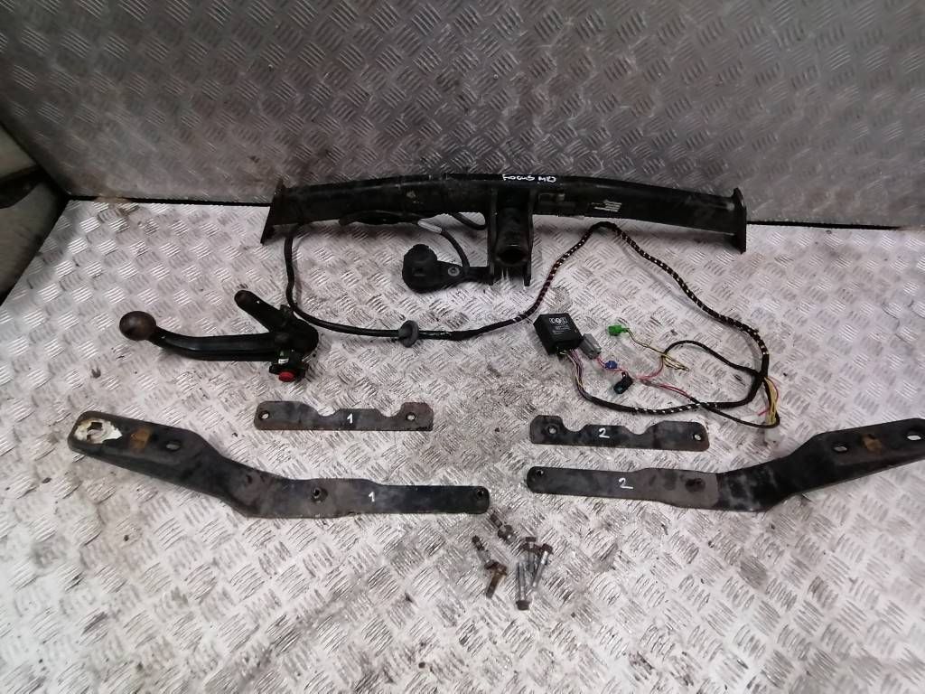 фото №1, Ford focus mk3 kombi hak буксировочный