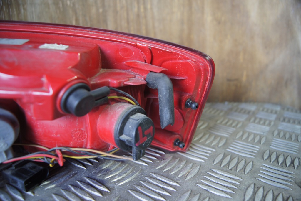 фото №7, Лампа ліва задня audi a5 s5 8t0945095