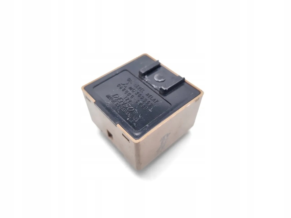 Mitsubishi shogun реле датчика давления масла 3.2 di-d дизель 2004 в Украине