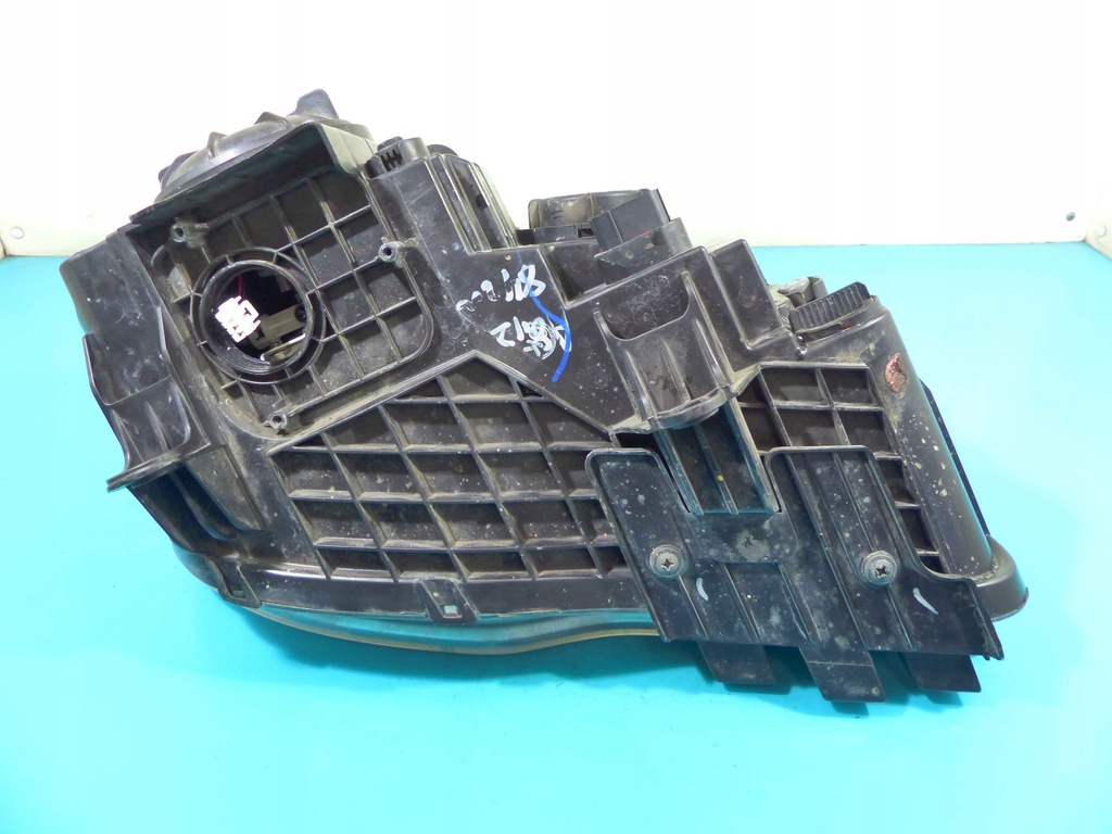 фото №15, Фара левый bixenon поворотный led thema ii 11- eu