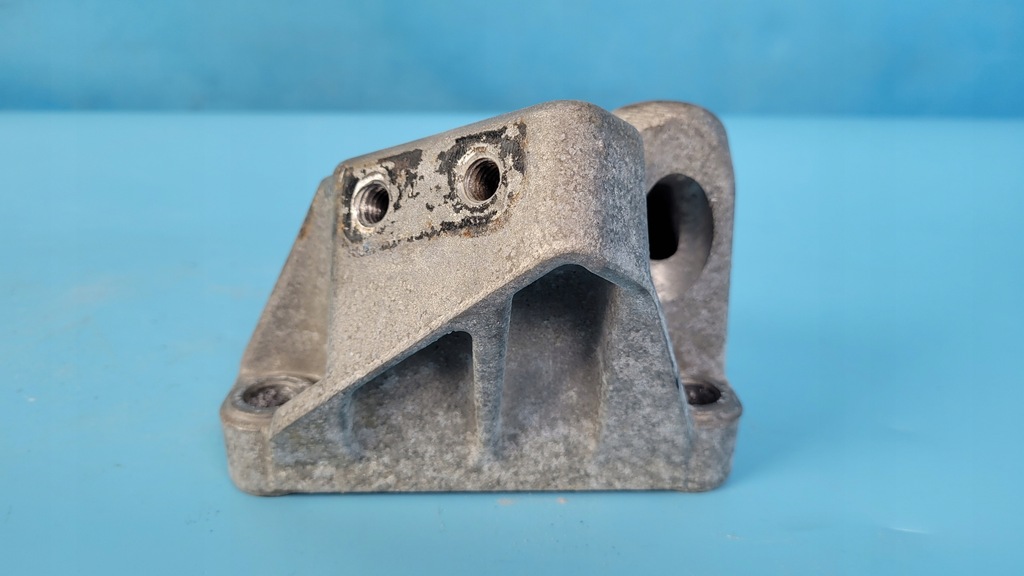 фото №11, Dodge challenger 6.4l srt hemi smpi v8 кронштейн кронштейн двигателя 04855024ac