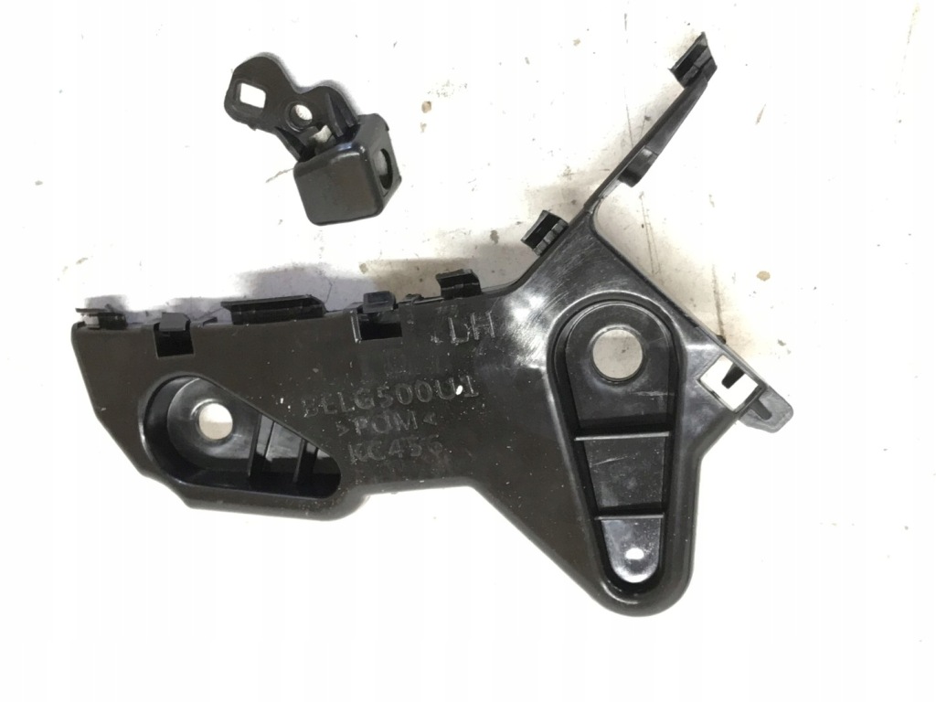 Купити Напрямна бампера лівий перед mazda 3 iv 19