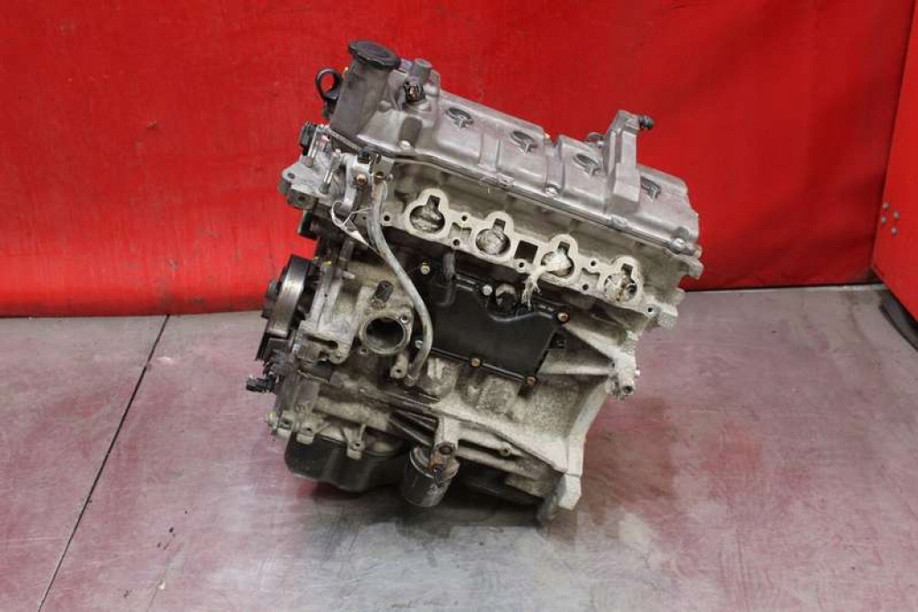 фото №8, Двигатель блок двигателя бензиновый z6 mazda 3 1 i bk 1.6 16v 105 km 06-09 сжатие