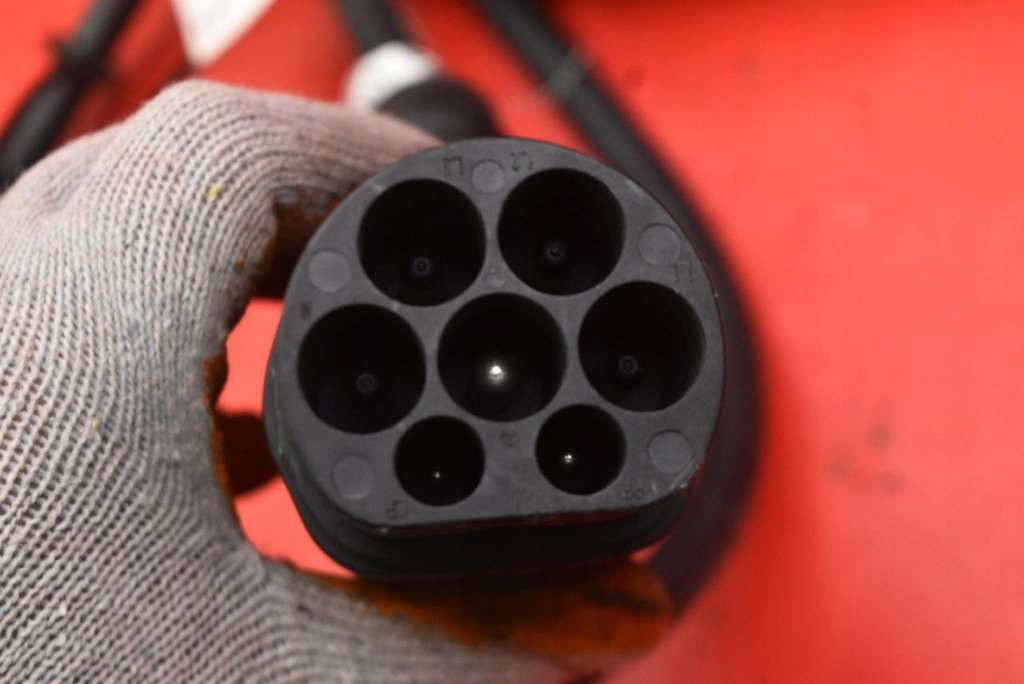 фото №5, Зарядний пристрій шланг заряджання 4n0971675a audi e-tron 55 408 km 18-21