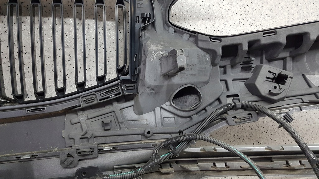 фото №10, Volvo s90 v90 cross country 2016 - бампер перед 2578