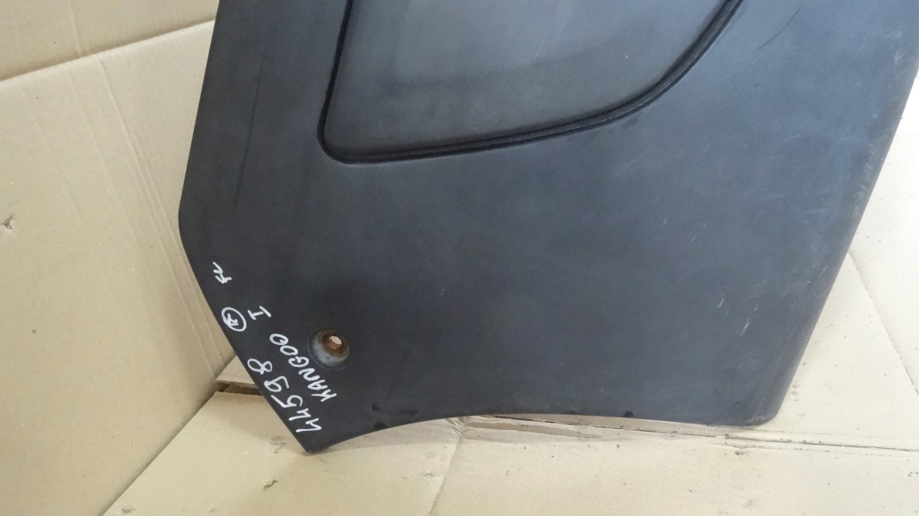 Kangoo 1 i lift бампер задня 8200150631 в Україні