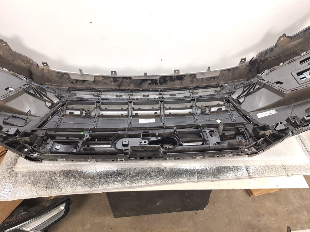 фото №9, Бампер audi a6 c8 4k allroad 2018-2023 оригинал оригинальный номер 4k0 хром edition aso