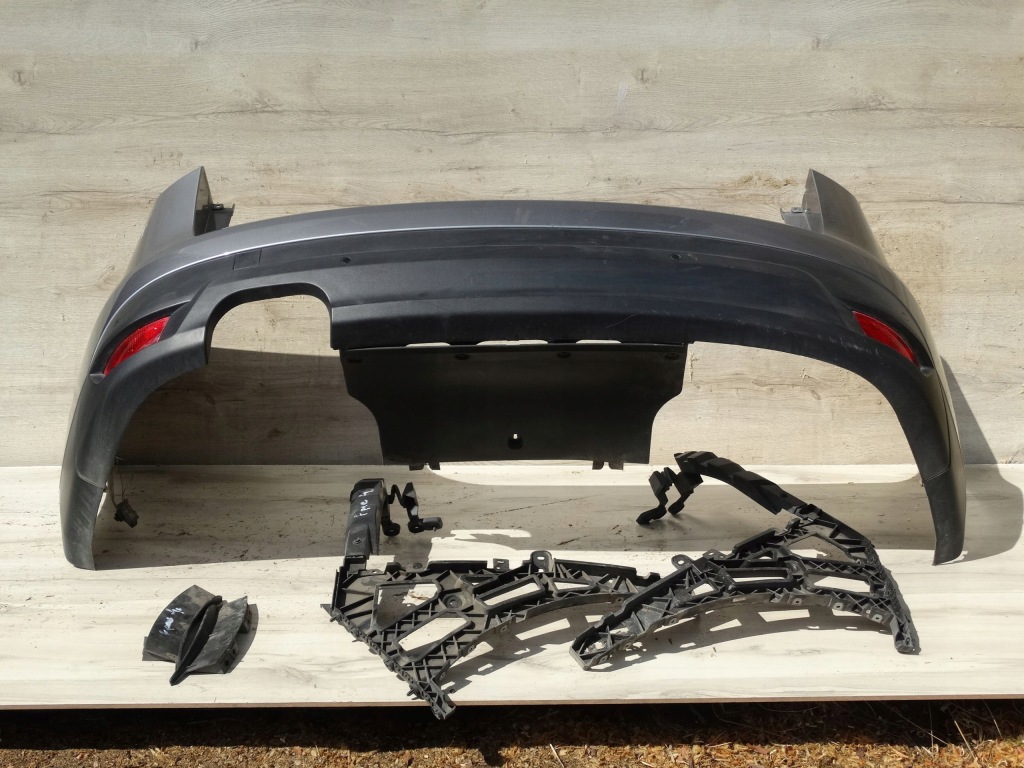 фото №1, Jaguar f-pace x761 задній бампер задня 6 pdc комплект