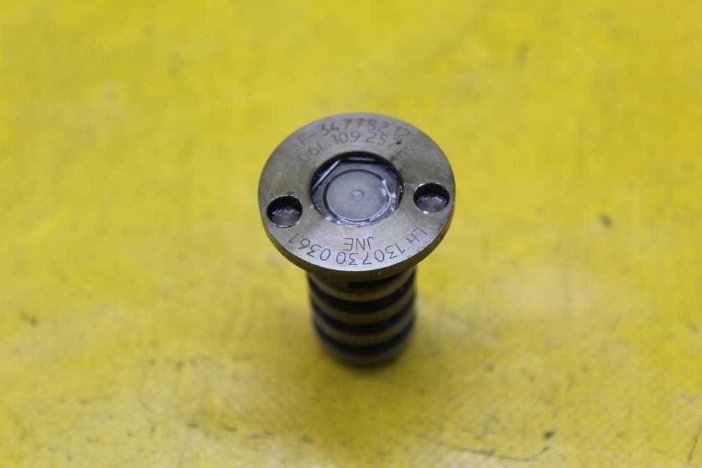 фото №1, Клапан управляющий 06l109257e 2.0 tfsi a3 s3 cjx