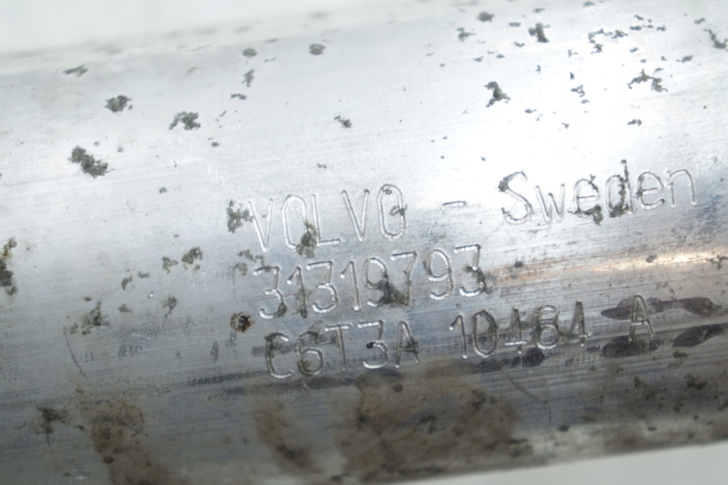 Volvo v50 s40 c70 c30 2.0 шланг патрубок труба інтеркулер інтеркулер 31319793 Оригінал