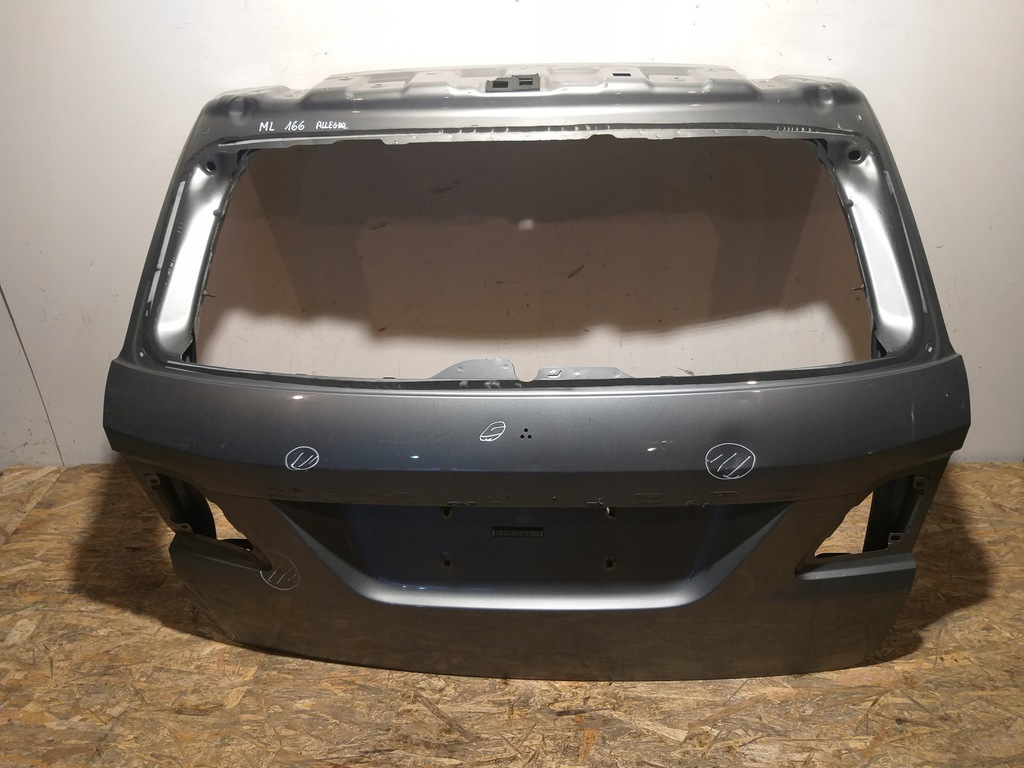 фото №1, Крышка багажника задняя mercedes ml w166