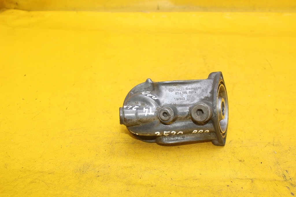 фото №5, Основа фільтра оливи vw transporter t4 074115417a