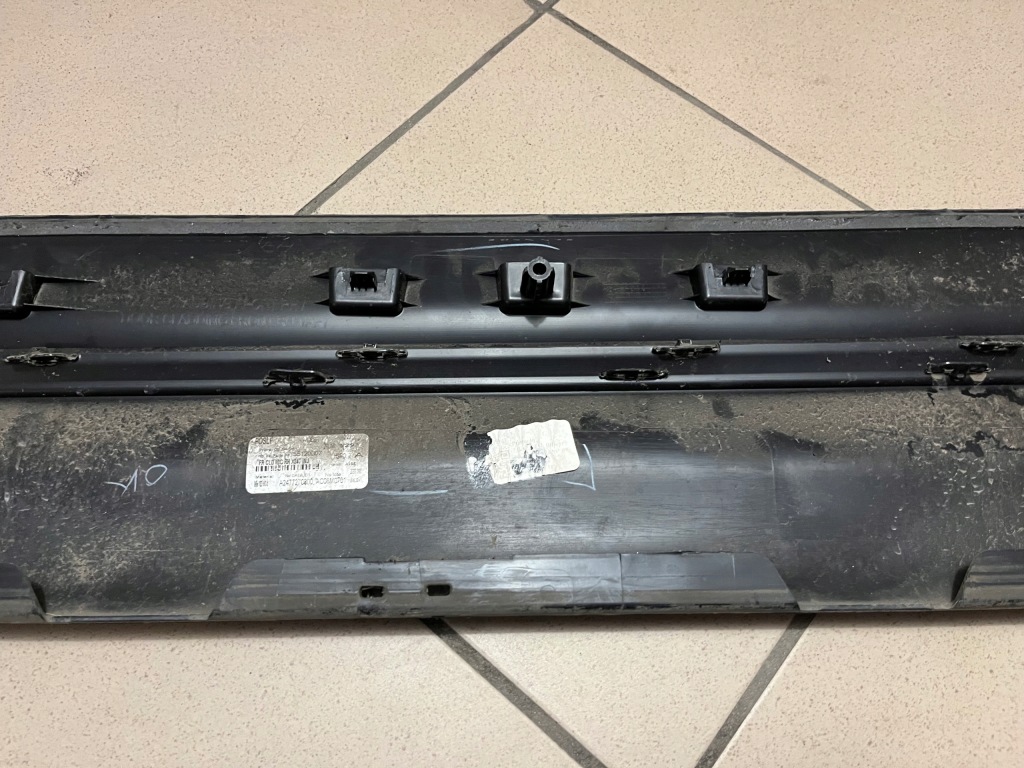 фото №9, Mercedes glb w247 a247 молдинг двері передня перед права