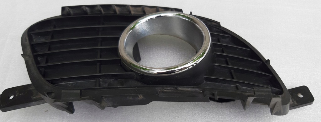 фото №11, Mercedes a169 w169 решётка бампер перед правая ładn