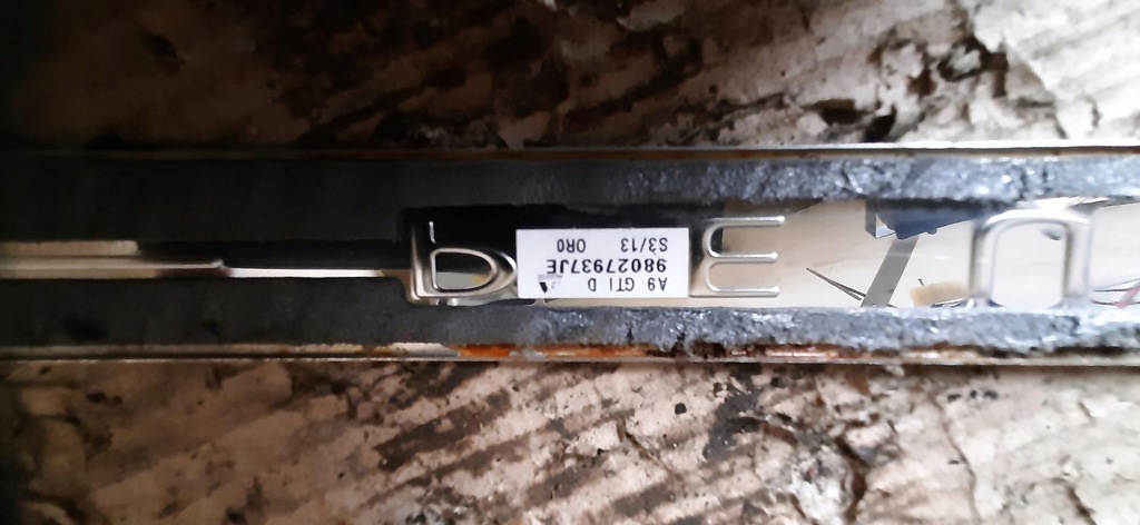 фото №5, Молдинг защита порог правый 208 i gti 98027937je