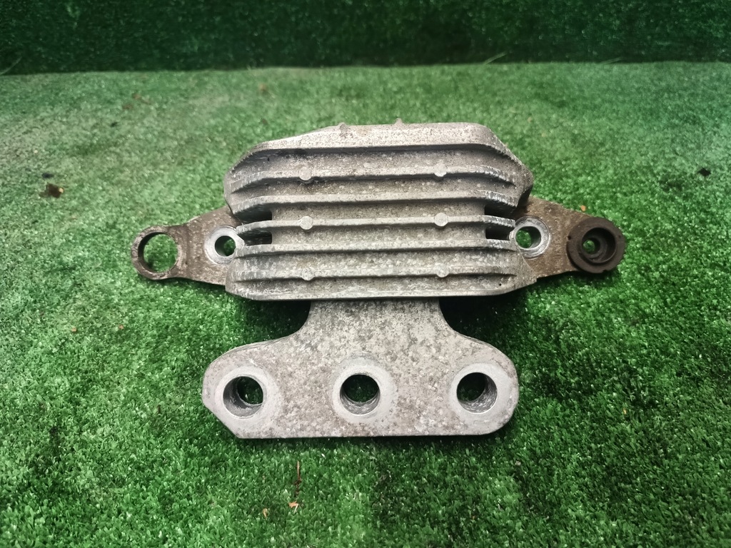 фото №1, Opel insignia b кронштейн двигателя 84240118