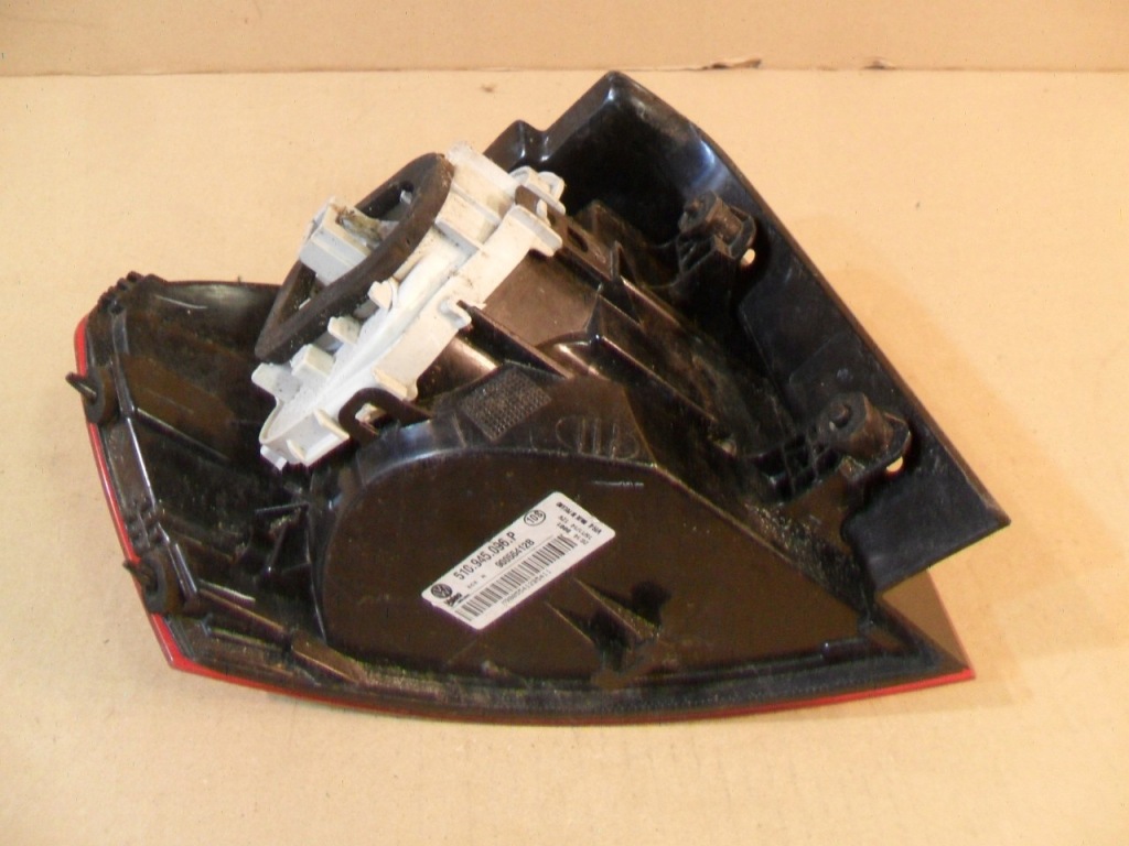 фото №10, Vw golf sportsvan лампа правый задняя 510945096p