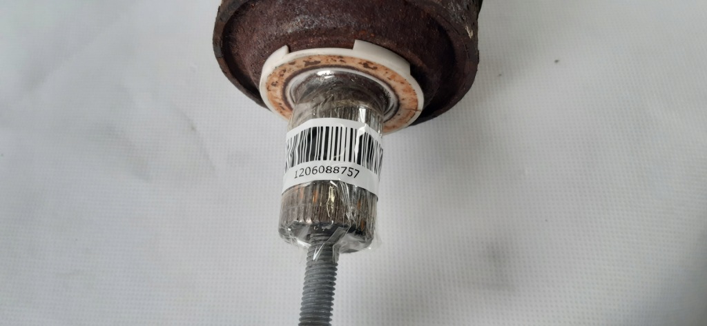 фото №6, Volvo xc60 ii 2.0 t8 приводной вал правая перед 31437938