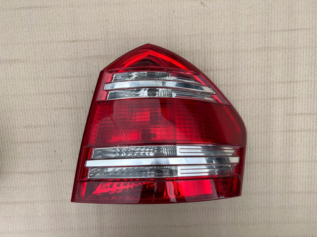 фото №1, Mercedes gl x164 w164 лампа права задня задня