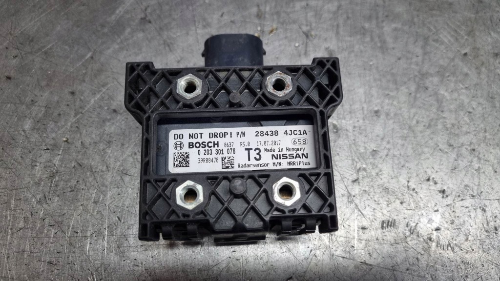 фото №1, Радар модуль distronic nissan navara np300 t3