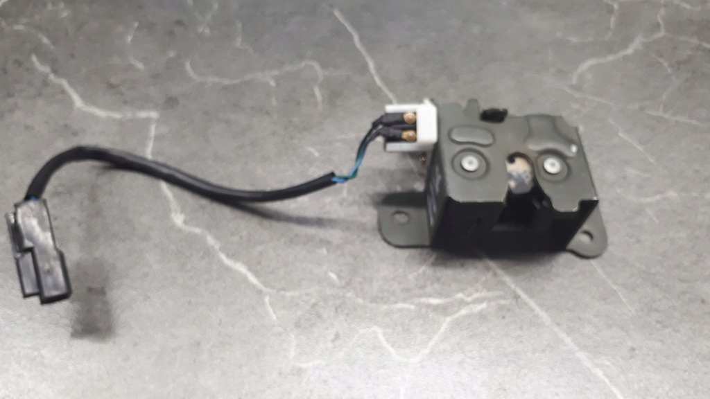 фото №8, Замок кришки багажника hyundai santa fe i