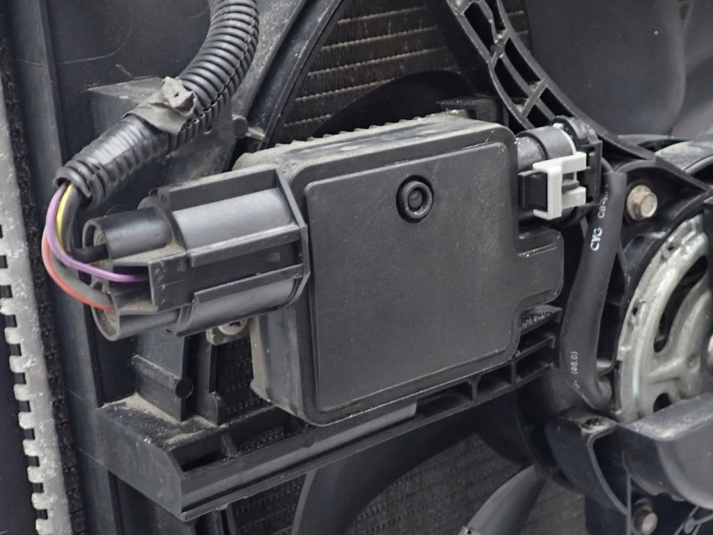 Комплект радиатор кондиционера воды вентилятор volvo v40 2 1.6d 31319165 с Разборки