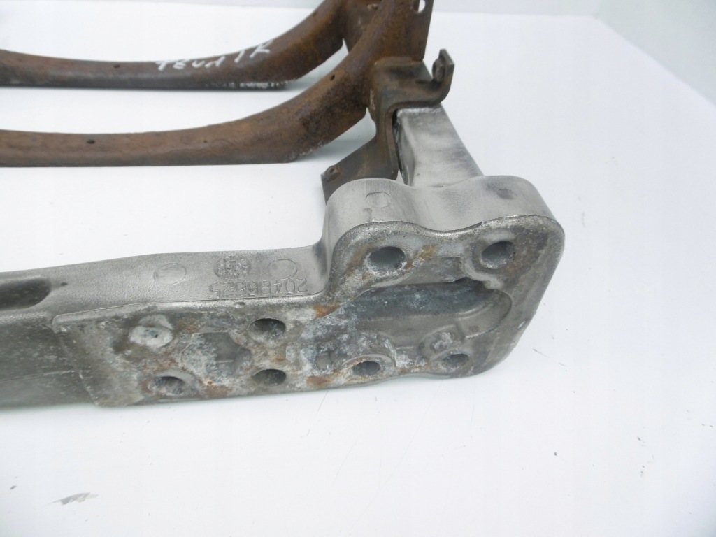 Кронштейн кронштейн глушника magnum premium dxi 20486625 Недорого