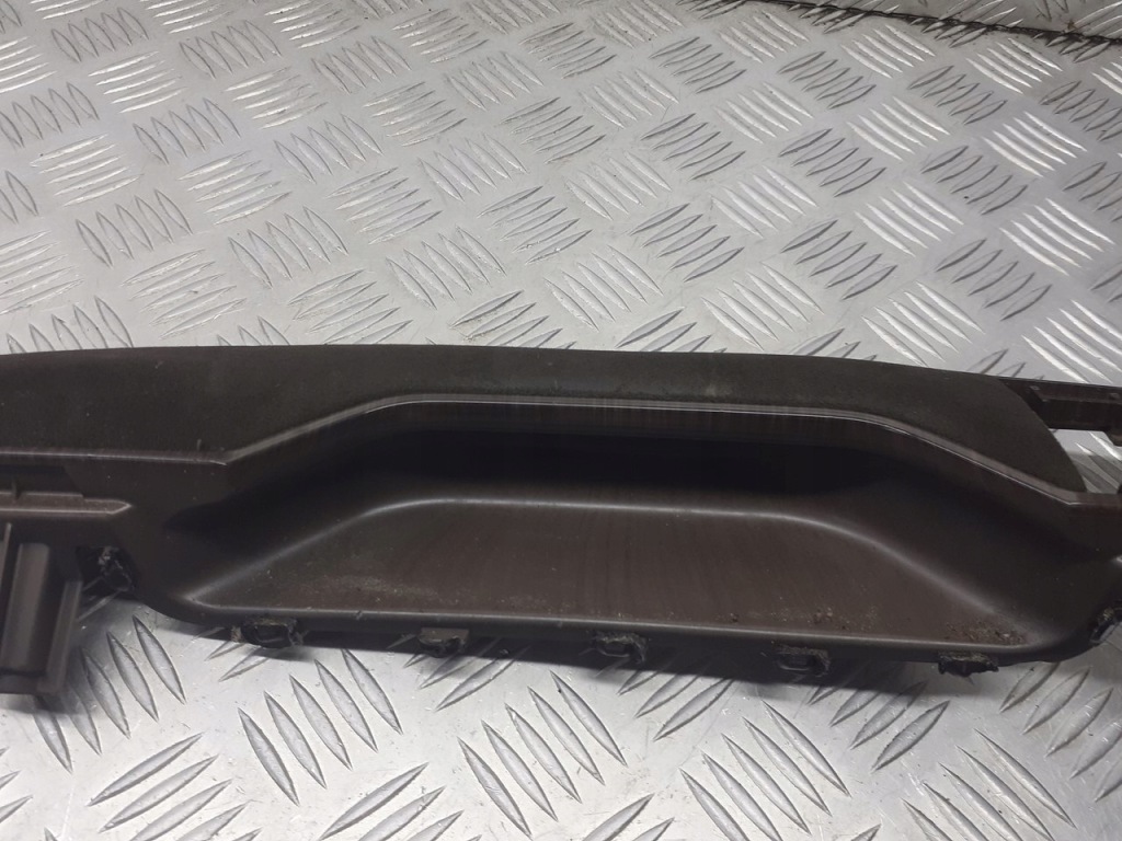 Держатель ручка дверь обшивка правая  перед fiat croma 2 Доставка