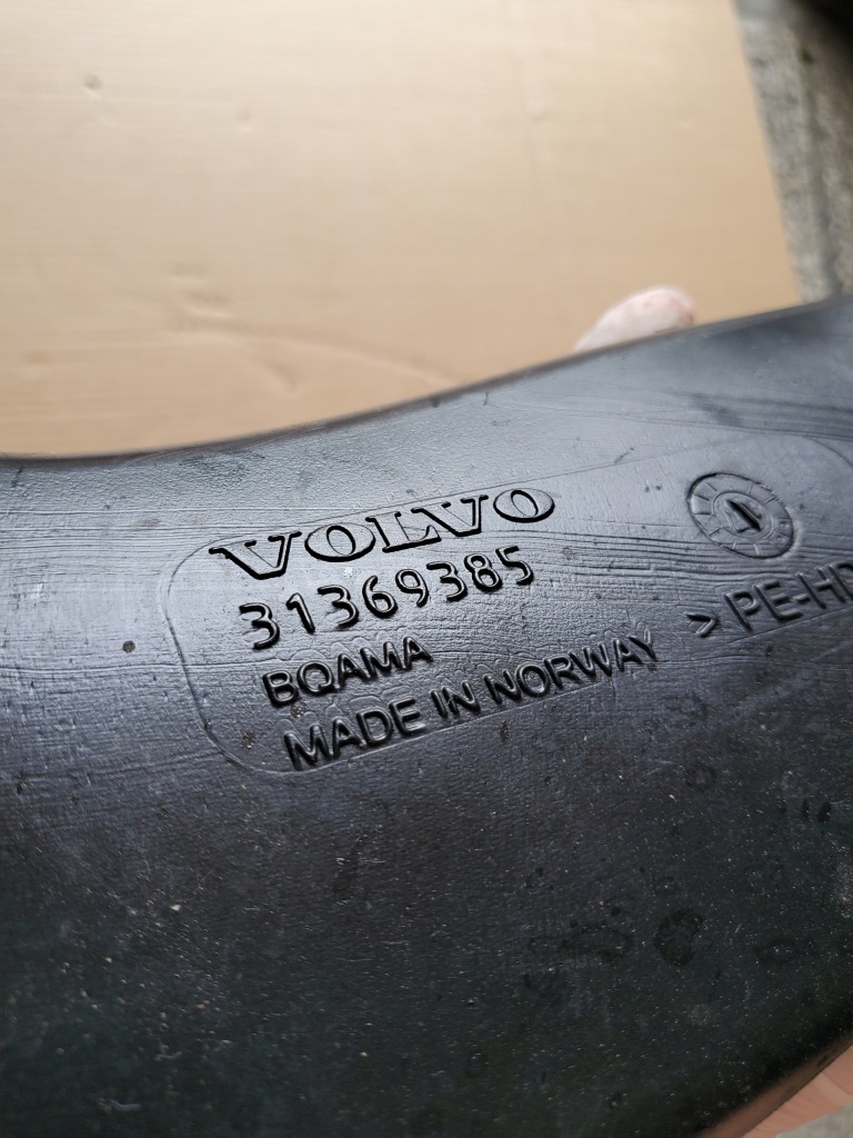 фото №3, Воздухозаборник труба канал воздуха правый volvo xc90 ii