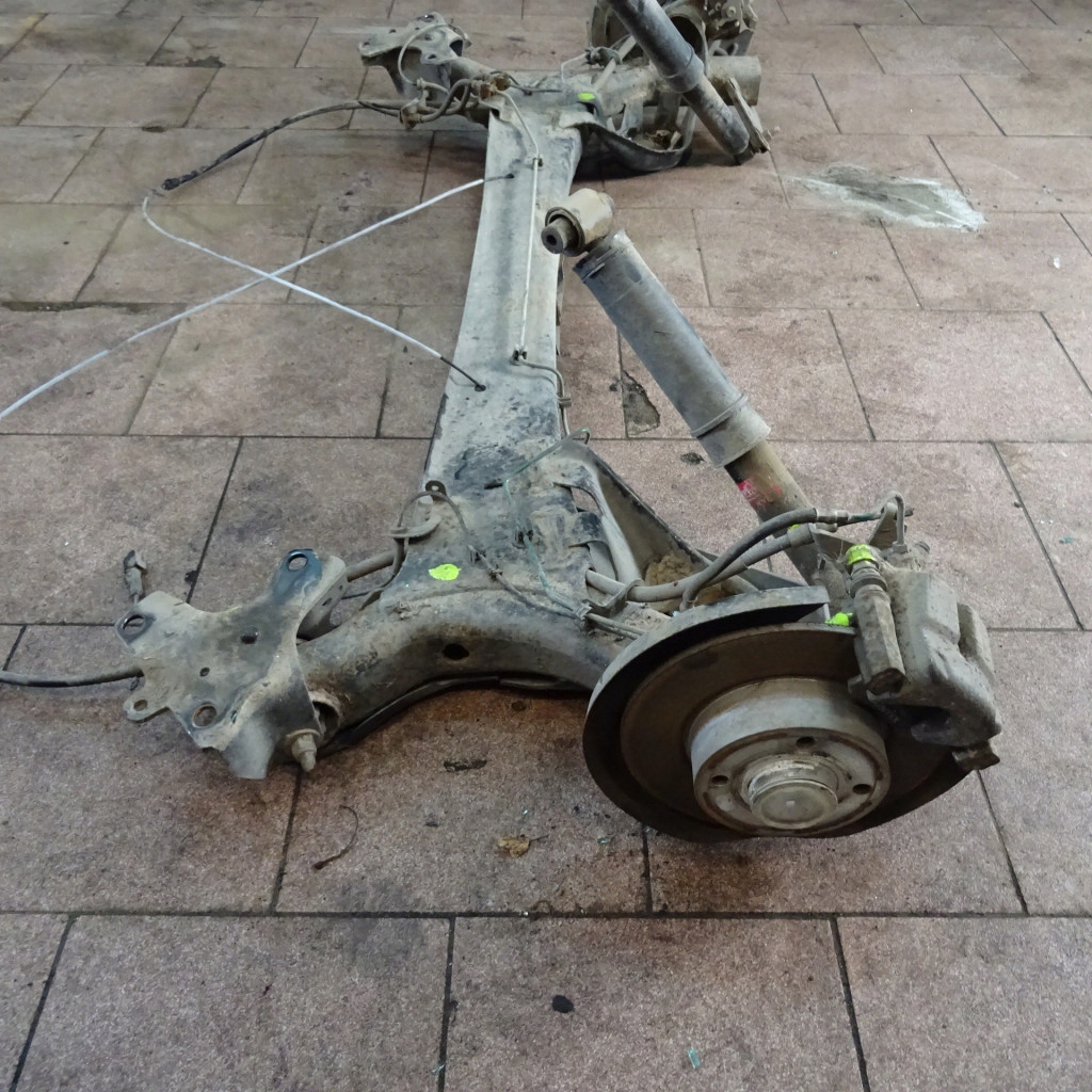 фото №3, Renault megane ii sedan oś задня балка