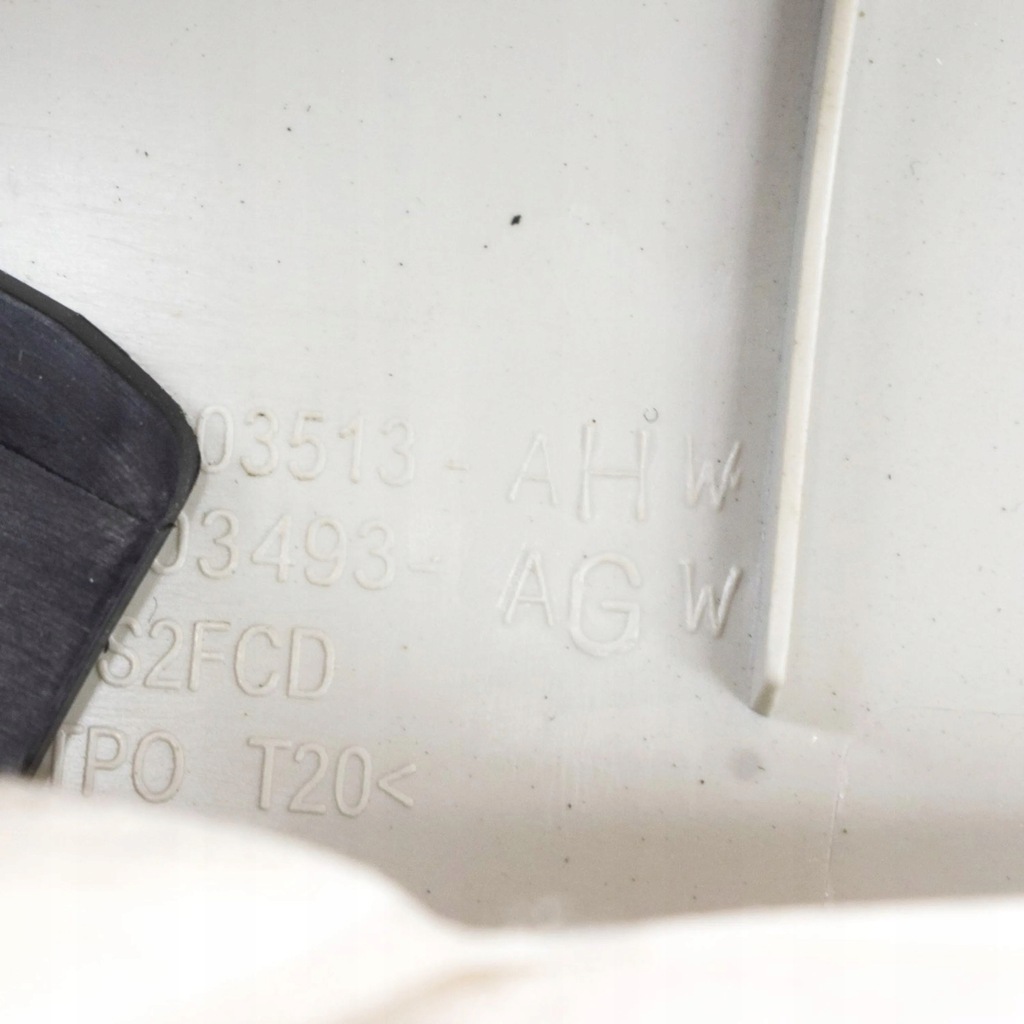 фото №8, Ford mustang mach-e 2022 ліва сторона захист стійка скло передньої / a