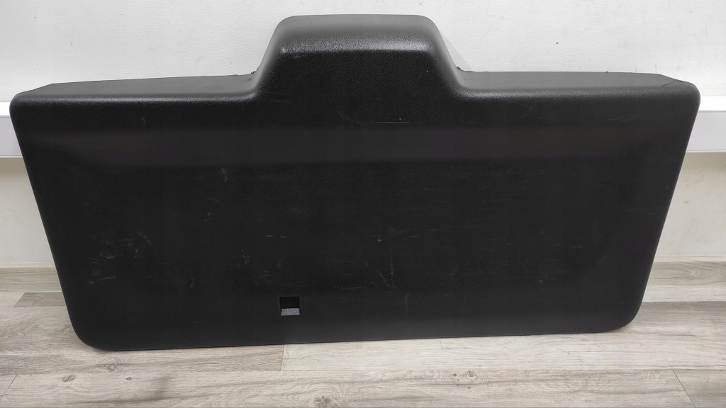 фото №1, Peugeot partner ii lift 9682028377 оббивка кришки багажника