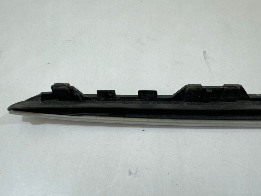 фото №8, Молдинг стекло правая bmw x5 f15