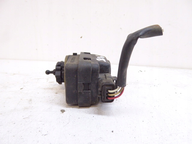 фото №6, Peugeot 306 lift 99-01 моторчик регулировки фара колодка штекер