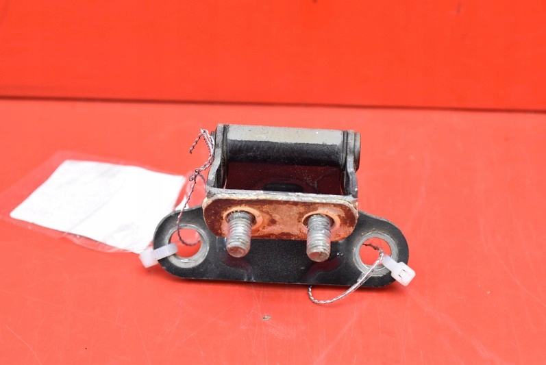 фото №6, Петля петлі кришки toyota avensis t27 kombi 09-11