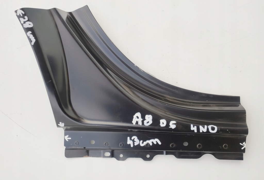 Купить Audi a8 d5 4n0 порог правый  обшивка правое  17-21