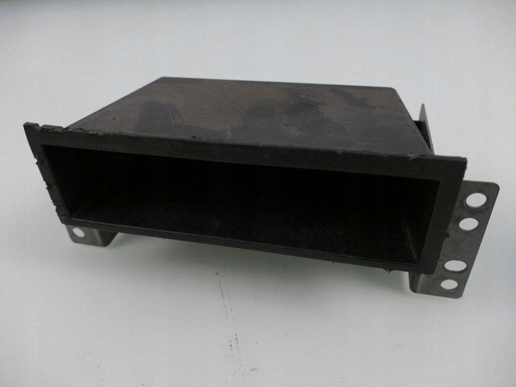 фото №1, Isuzu grafter n35 рамка бардачок полка ниша 1 din